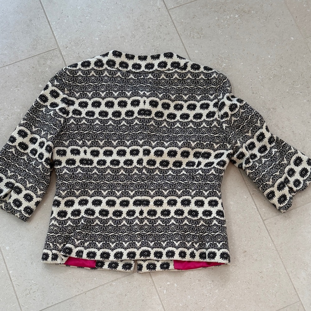 Classiques Entier Black and Cream Patterned Blazer - Picture 3 of 3